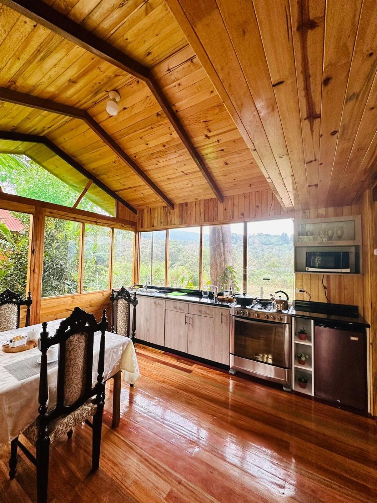 Hassinger Ranch Cabanas Oxapampa Zewnętrze zdjęcie