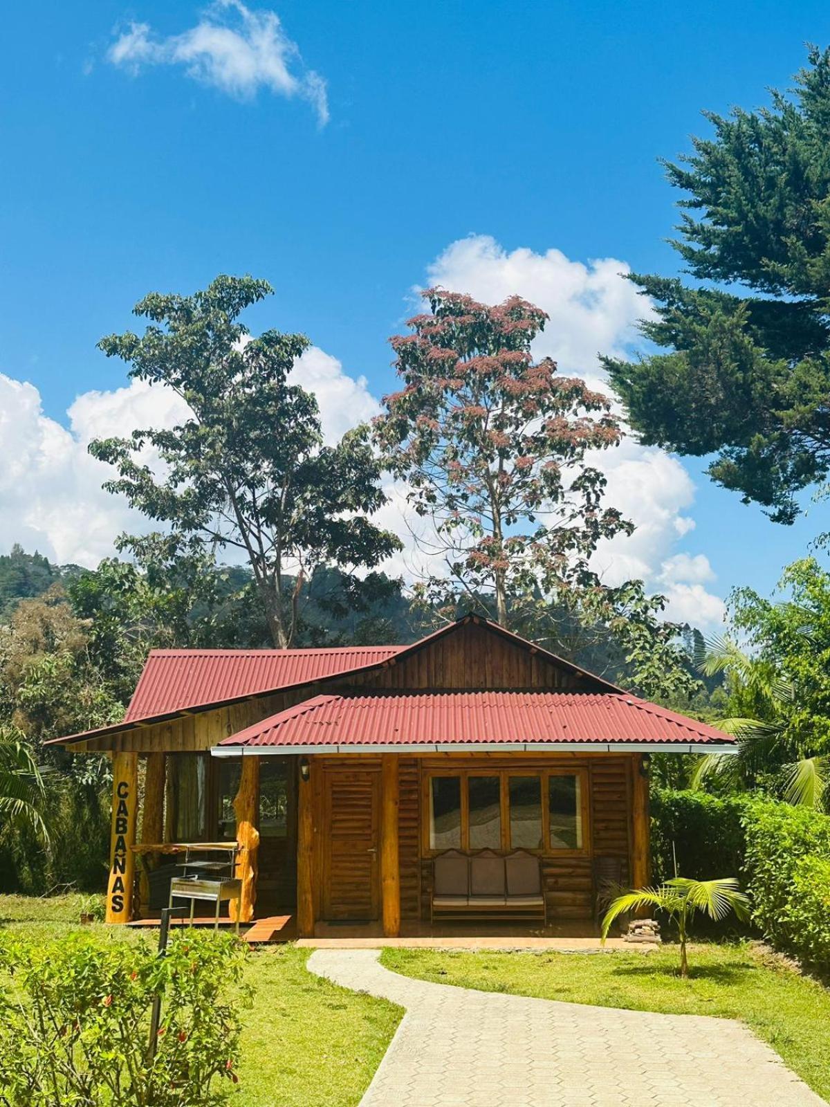 Hassinger Ranch Cabanas Oxapampa Zewnętrze zdjęcie