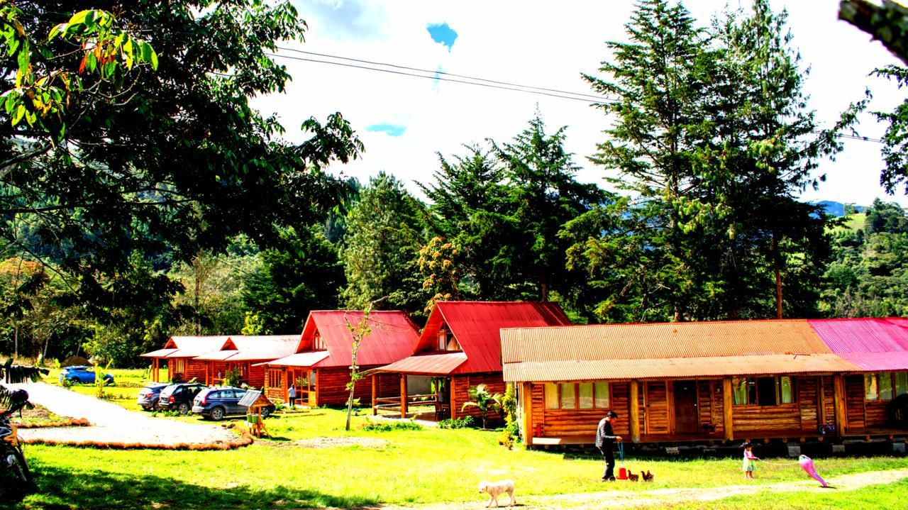 Hassinger Ranch Cabanas Oxapampa Zewnętrze zdjęcie